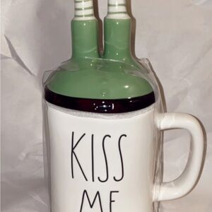 Rae Dunn White and Green 'Kiss Me' Mug